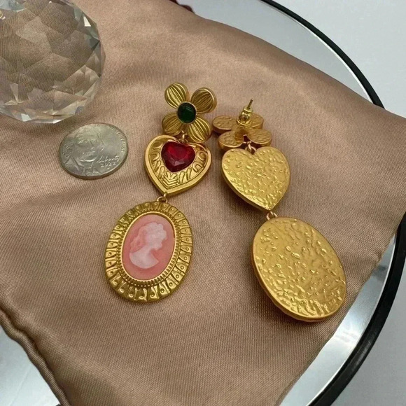 New Fashion Jewelry Baroque Style Earrings - Picture 3 of 6